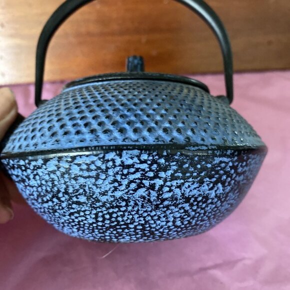 Cast Iron  Teapot Blue 10 oz Chinese Cottage Boho Yoga herbal ritual loft Autumn - Picture 3 of 9